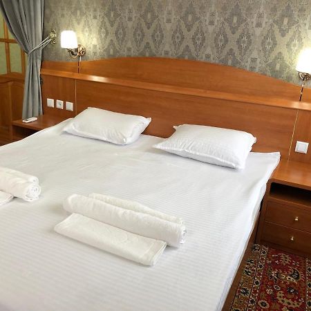 Comfort Inn Samarkand Buitenkant foto